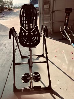 Teeter inversion table