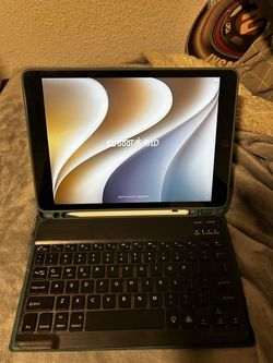 iPad 9th Gen 64 gb Space Grey WiFi AND physical sim and e-sim