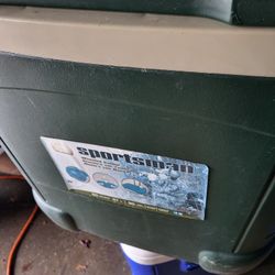 Sportsman Like New Cooler/rolling/handle