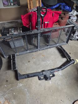 2020-2024 Toyota Highlander Hitch Cargo Carrier
