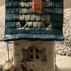 Spring Cottage Tea Light Holder with Cat - Fairy Light Cottage