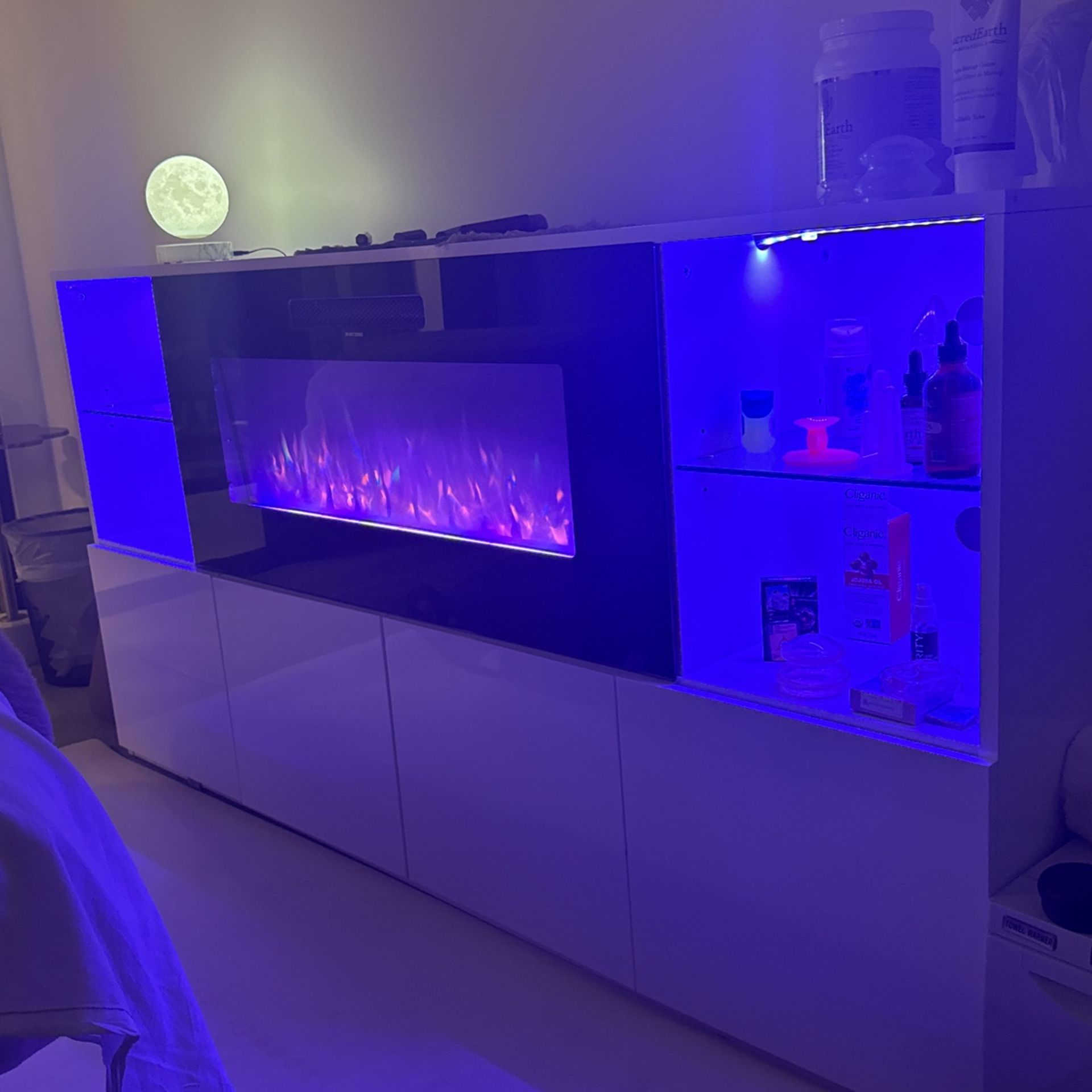 2 Large TV stand Credenza Fireplace Heater for Sale in Pasadena