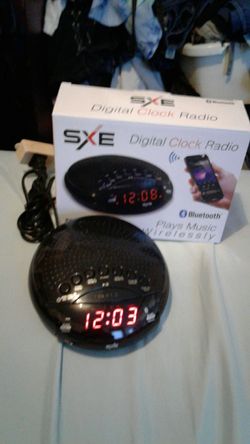 Digital click radio