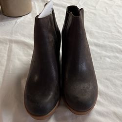         Boot 👢 SOREL zip Women’s Size 7