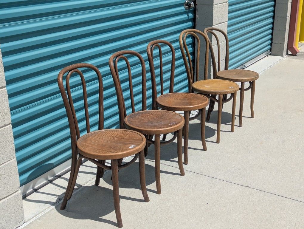 Set of 5 Vintage Bentwood Chairs