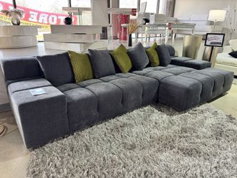 LIQUIDACION! STORE MOVING! last piece floor model! final sale