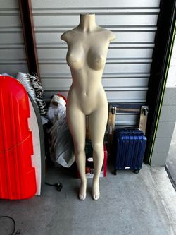 Full Body Female Mannequin Headless