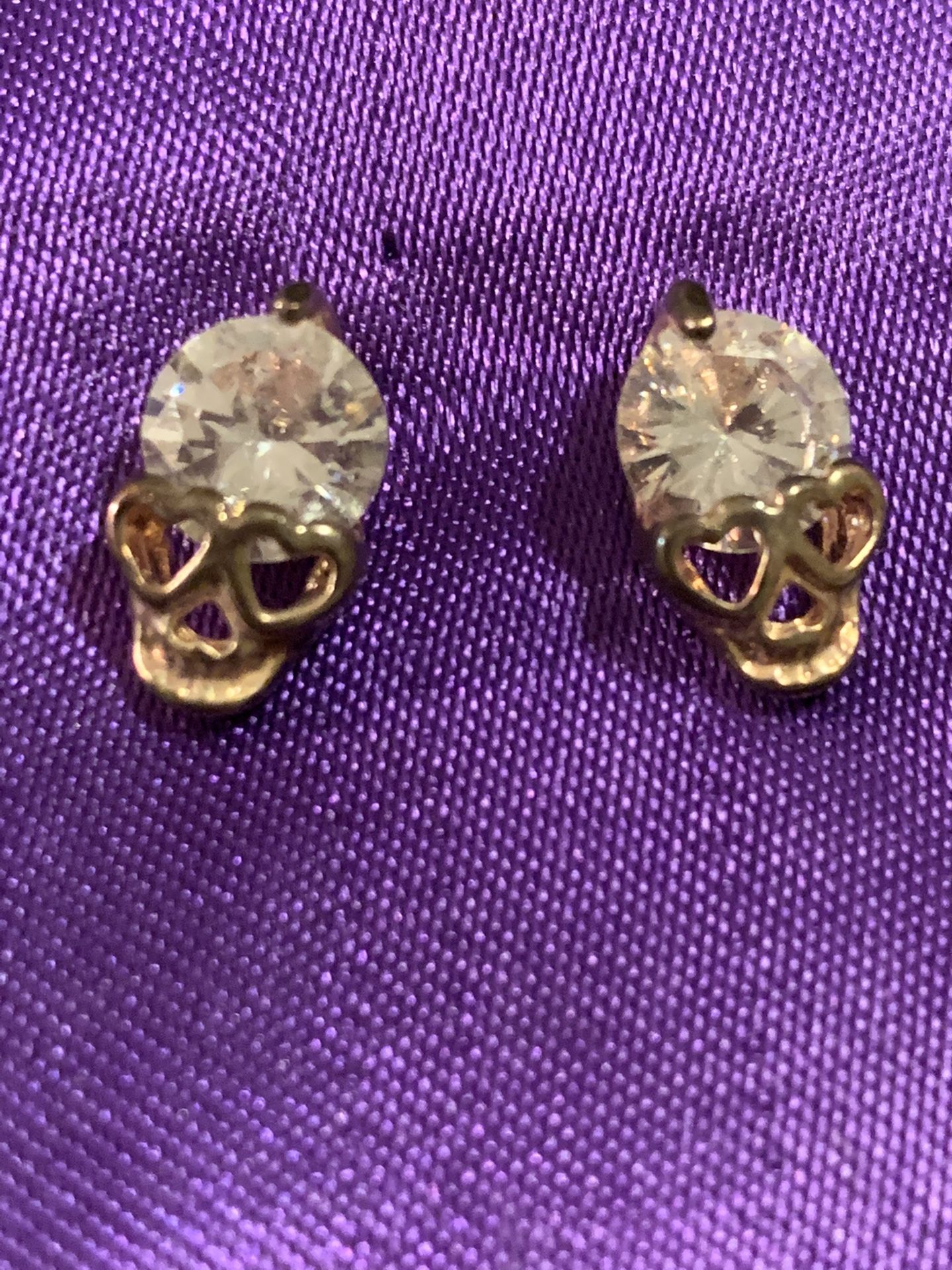 Crystal Skull Syud Earrings