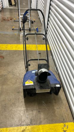Snow Joe SJ621 electric snow blower