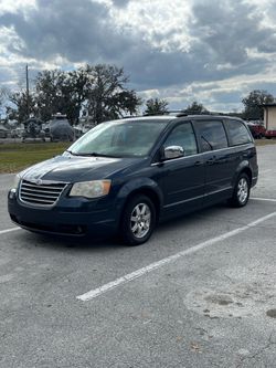 2008 Chrysler Town & Country