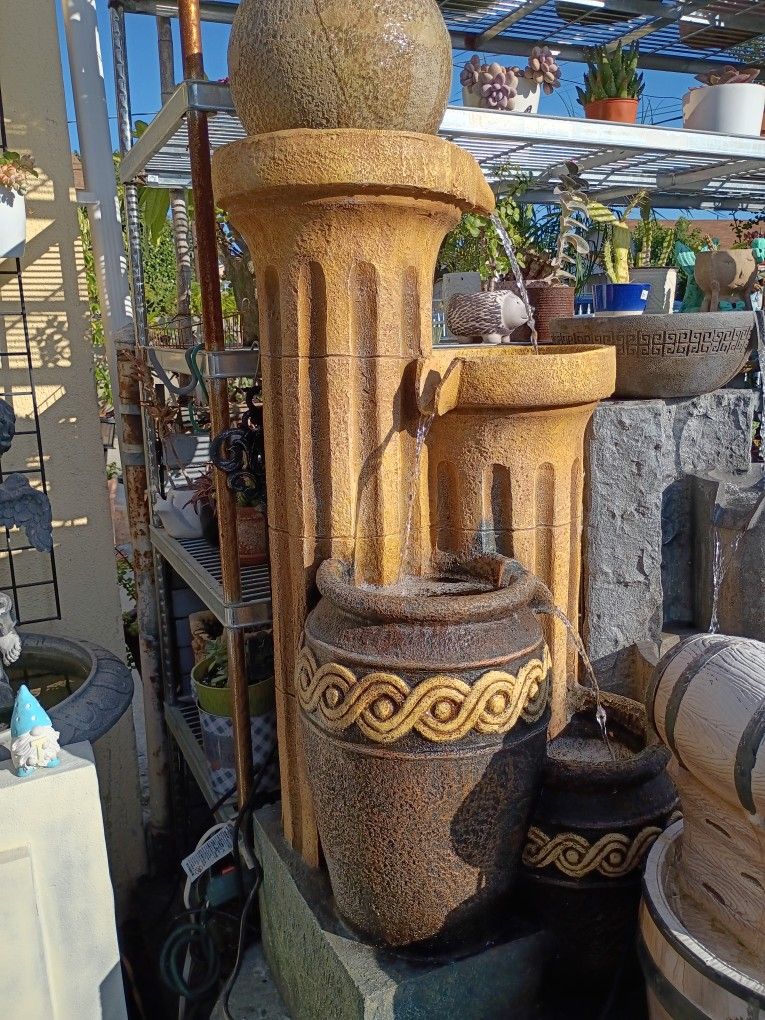 4 Feet Tall Gorgeous ππ₯° Fountain β²