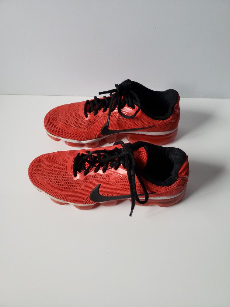 Red Nike Men's Air VaporMax Plus Shoes, 2018 Size 7 