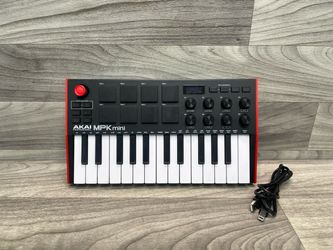A1 Hawk – Akai MPK Mini MK3 (A1D025083) – 25-Key MIDI Controller