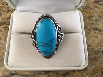Gorgeous Antique And Unique Iranian Turquoise And Silver Ring Size 7-7.5 From 1900’s.