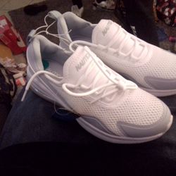Nautica