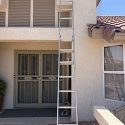 16’ Extendable Ladder