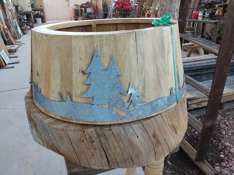 Christmas Tree Skirt Collar / Wood and Metal / By Martha Stewart