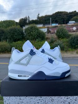 Air Jordan retro 4 midnight navy size 11.5