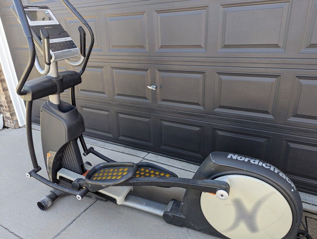Nordic Track Elliptical Running Machine
