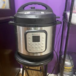 Instant Pot Multi-Cooker, 8 Quarts Capacity