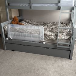 Full Bed With Trundle