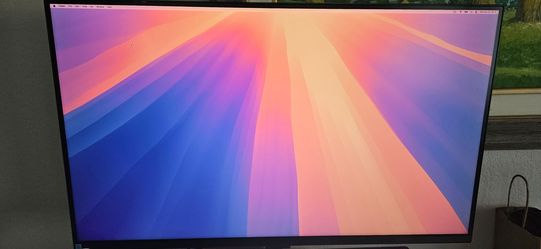 32" Samsung 4K Screen Monitor LS32A700NWNXZA 3840x2160