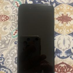 Apple iPhone 7 32GB Unlocked For Any Carrier Like New!