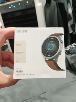 Selling new noise Halo premium Galaxy watch