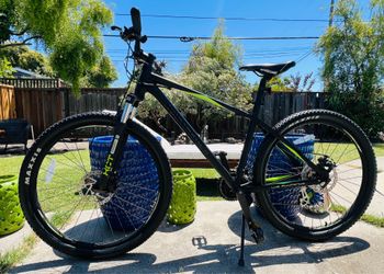 ⭐️NEW⭐️ NORTHROCK MTN BIKE $400