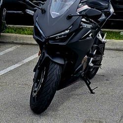 2021 CBR500R 