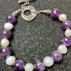Vintage Genuine 8" Amethyst  Pearl Bracelet