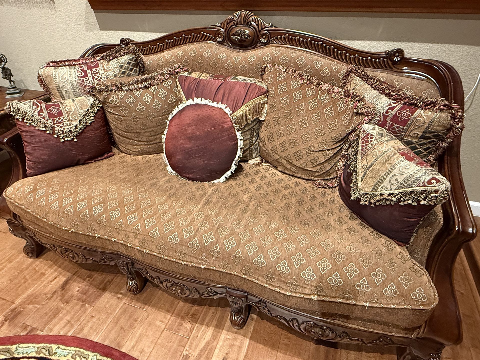 Sofa Set With Tables