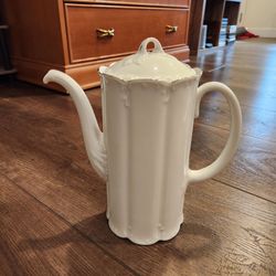 ROSENTHAL LUISA WHITE Coffee Pot 10" tall Monbijou Shape, Germany, perfect condition