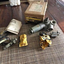 RARE OLDSMOBIL NOS DEALER POWER STEERING DEMO KIT 53-56