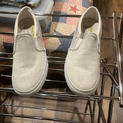 Women’s Off White Vans Slip On Sneakers Size 11