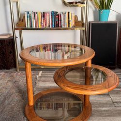 3 Tier Swiveling Oak Side/End Table. 