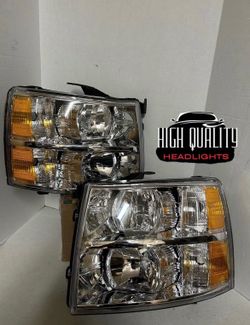 Chevy Silverado 2007  2013 Headlight