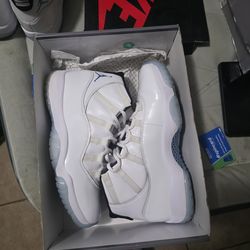 Jordan 11 Legend Blue