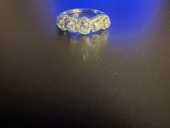 10k White Gold Diamond Engagement Ring 