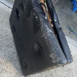 Free Old Massage Table 