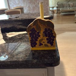 WOOD Paper Towel Holder