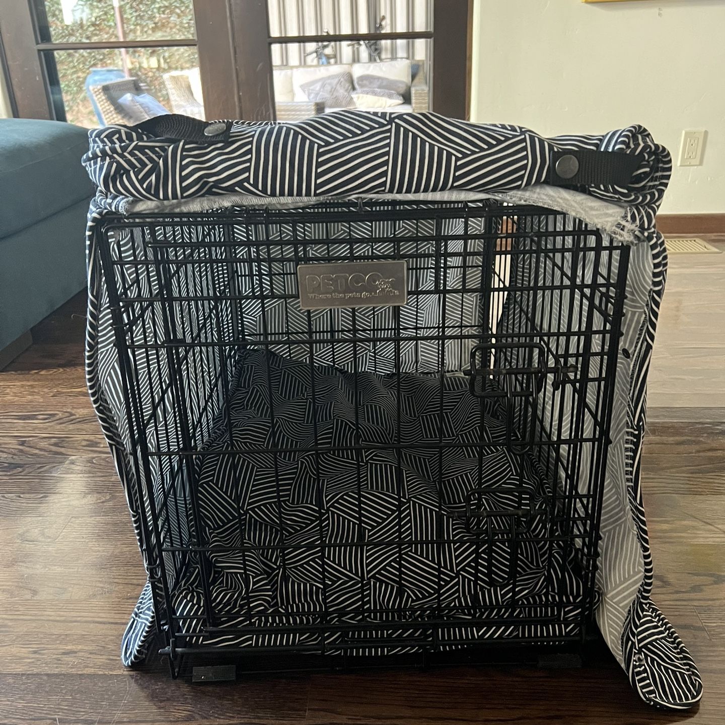 Small Dog Crate with Cover