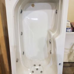 JACUZZI 