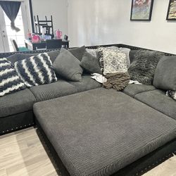 Sectional Couch 
