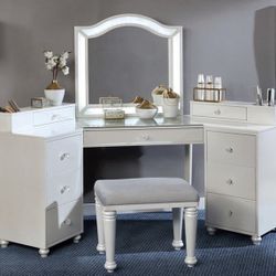 Vanity Set