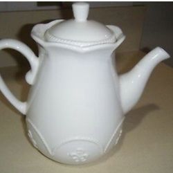  Princess House Maebella  Tea/Coffee Pot 1711