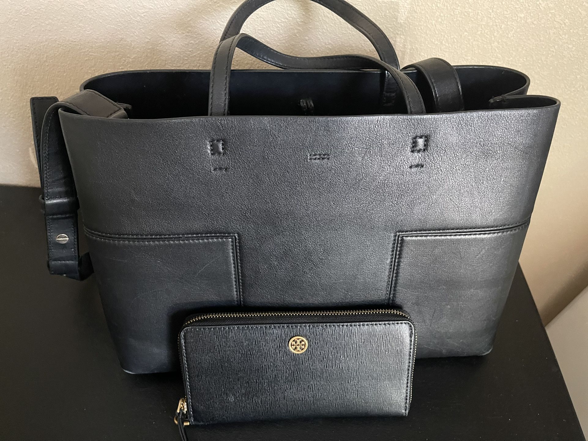 Black Tory Burch Purse & Wallet