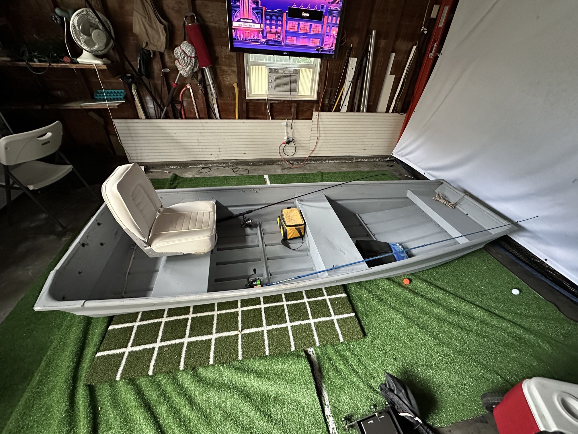 10ft Jon Boat Great Condition