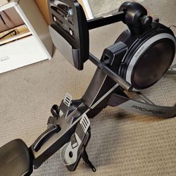 ProForm Magnetic Rowing Machine – Digital Display – Excellent Condition