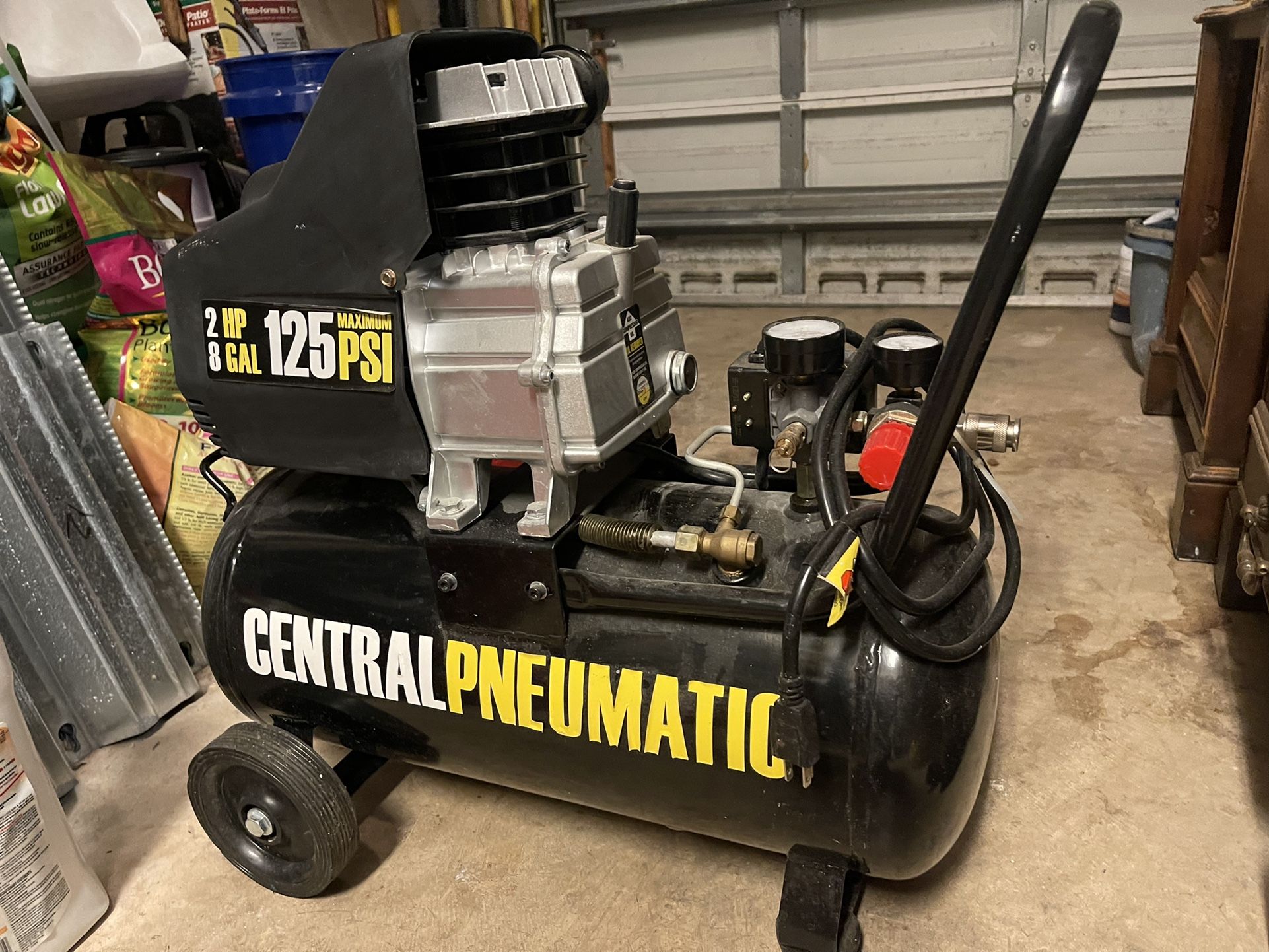 Central pneumatic 2 hp 8 gal 125 sale psi